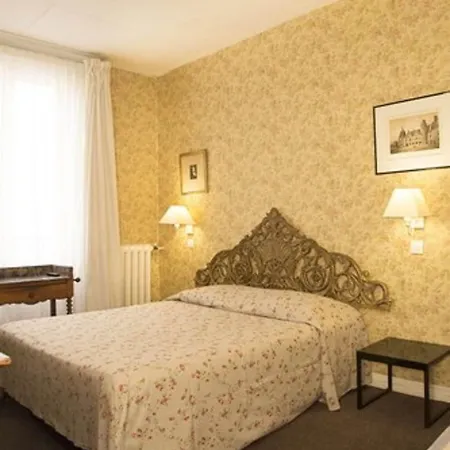 Agora 2* Parigi