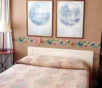 Hotel Agora