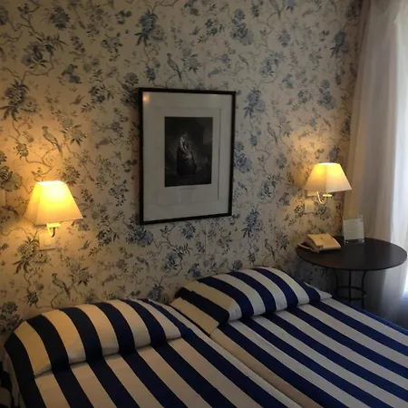Hotel Agora Parigi