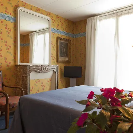 Hotel Agora 2*