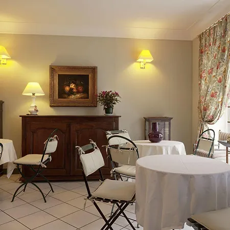 Hotel Agora
